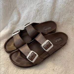 MIA Men's Brown Double-Buckle Slide Sandals with White Buckles